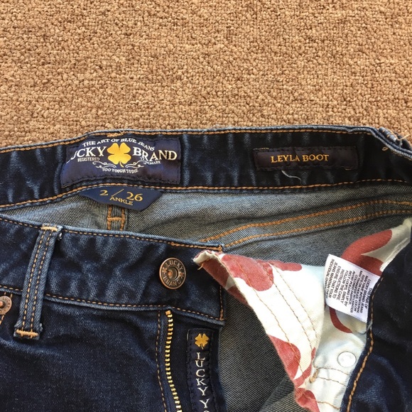 Lucky Brand size 2 Leyla Boot - Picture 3 of 6